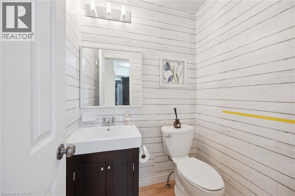 345 Beechlawn Drive, Waterloo, ON, N2L 5L8 - 17