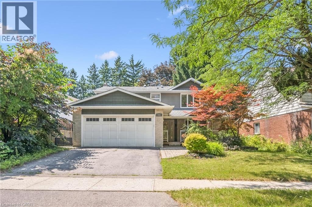 345 Beechlawn Drive, Waterloo, ON, N2L 5L8 - 2