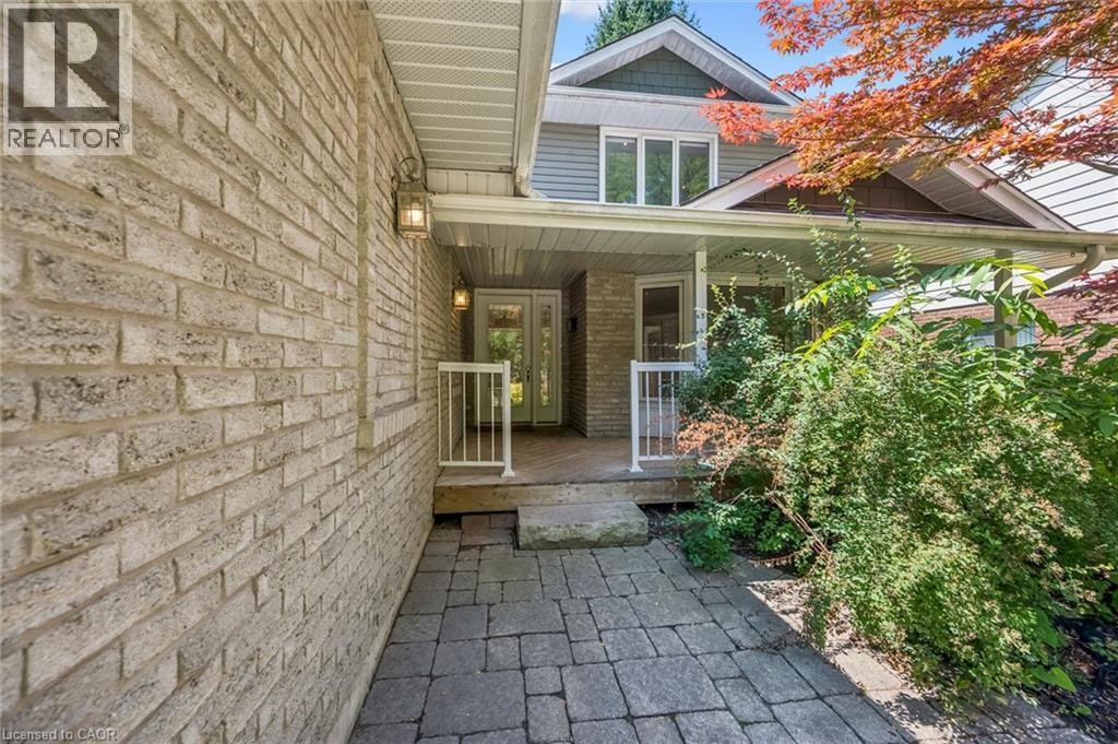 345 Beechlawn Drive, Waterloo, ON, N2L 5L8 - 5