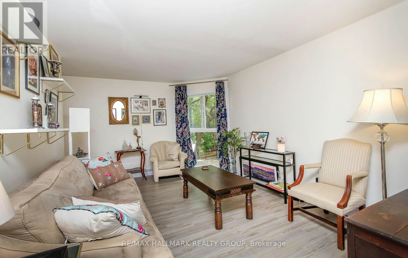 3 Armstrong Street, Ottawa, ON, K1Y 4T1 - 4