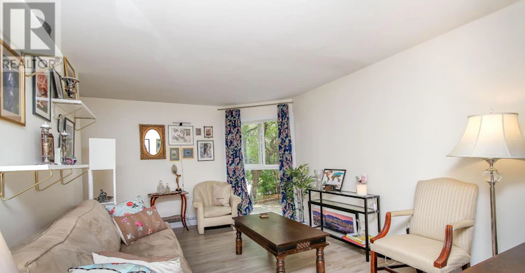 3 Armstrong Street, Ottawa, ON, K1Y 4T1 - 4