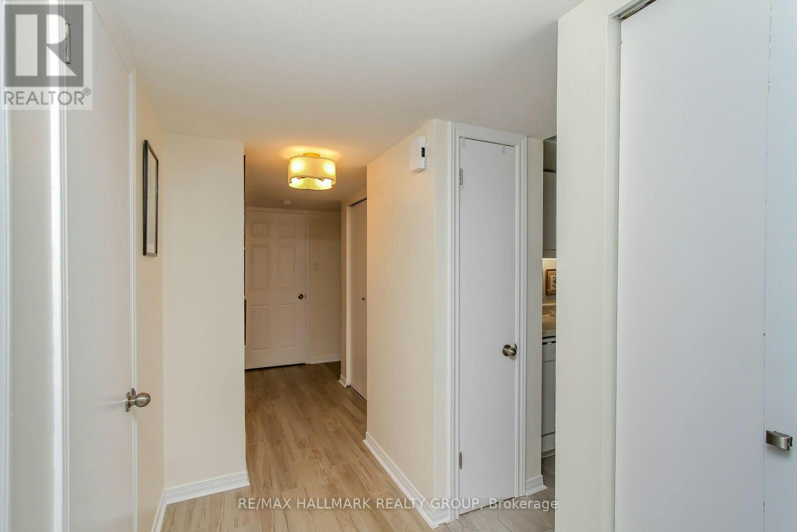 3 Armstrong Street, Ottawa, ON, K1Y 4T1 - 10
