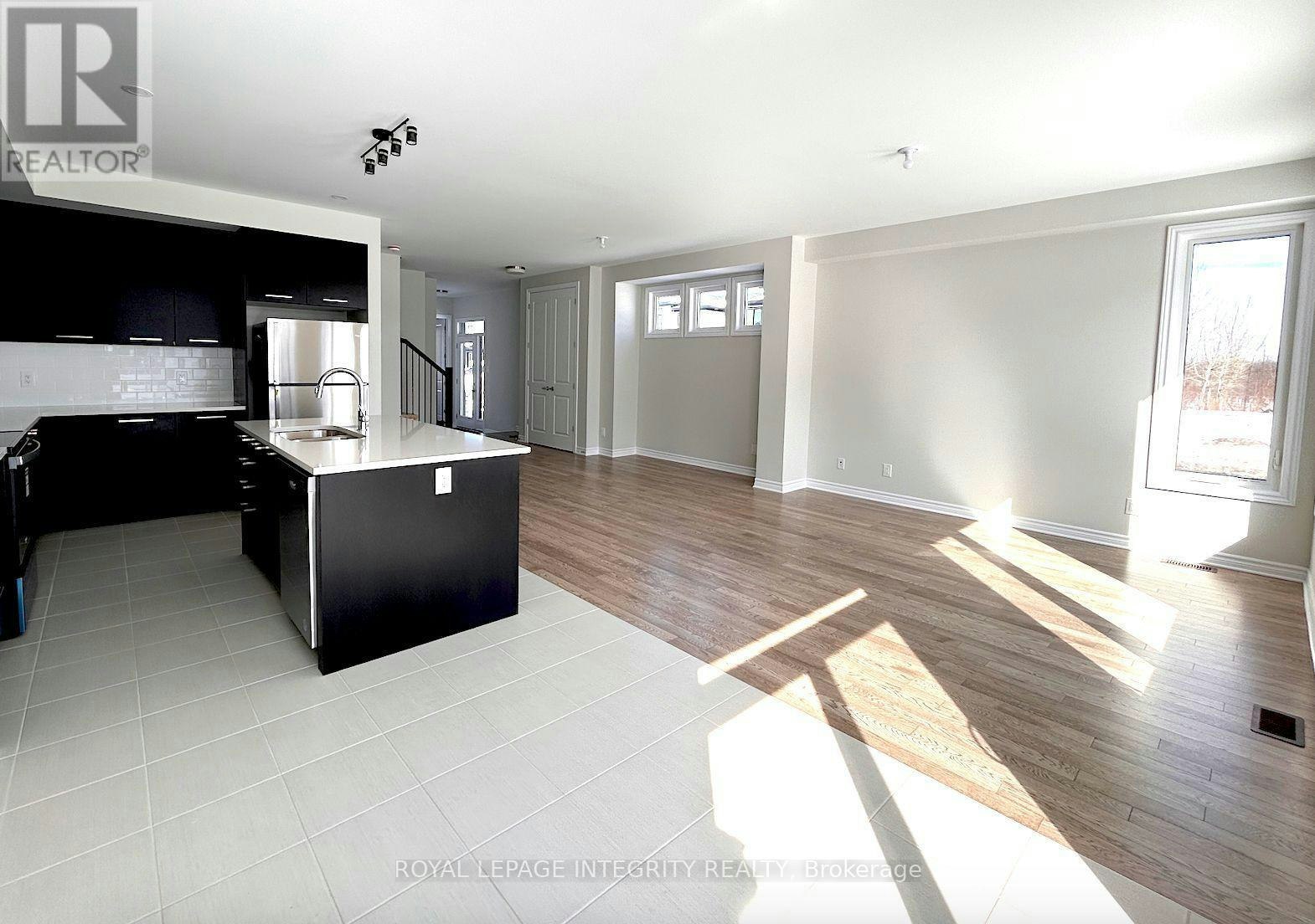 101 Lumen Place, Ottawa, ON, K1W 0S8 - 8