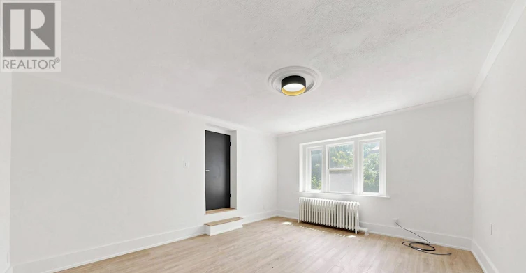 15-1165 Kingston Road, Toronto, ON, M1N 1P2 - 2
