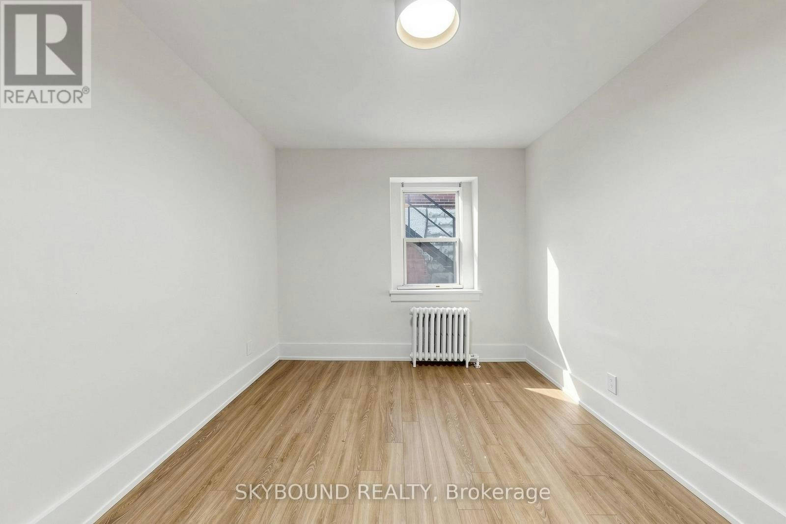 16-1165 Kingston Road, Toronto, ON, M1N 1P2
