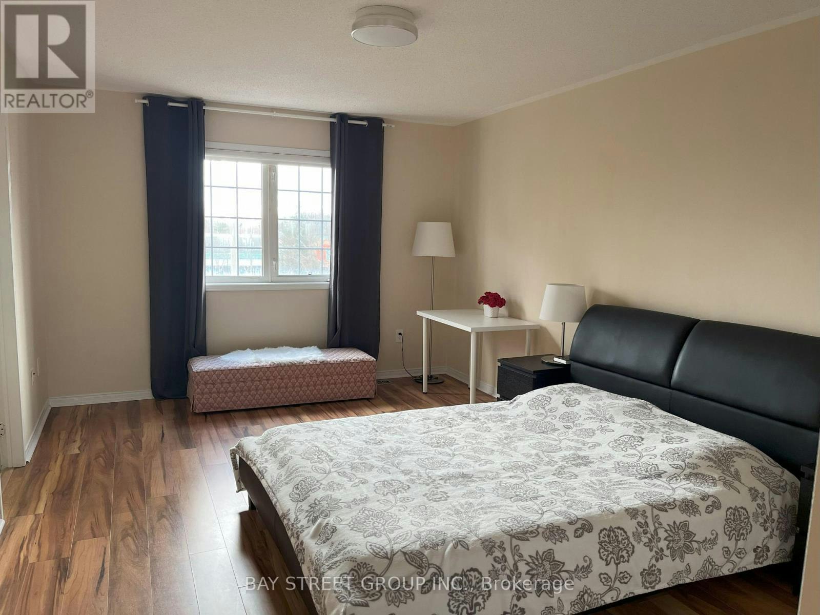 MASTER BEDROOM-49 Walkview Crescent, Richmond Hill, ON, L4E 4H5 - 3