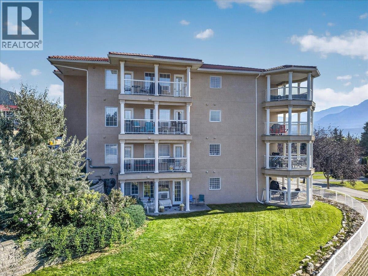 4004B-5052 Riverview Road, Fairmont Hot Springs, BC, V0B 1L1
