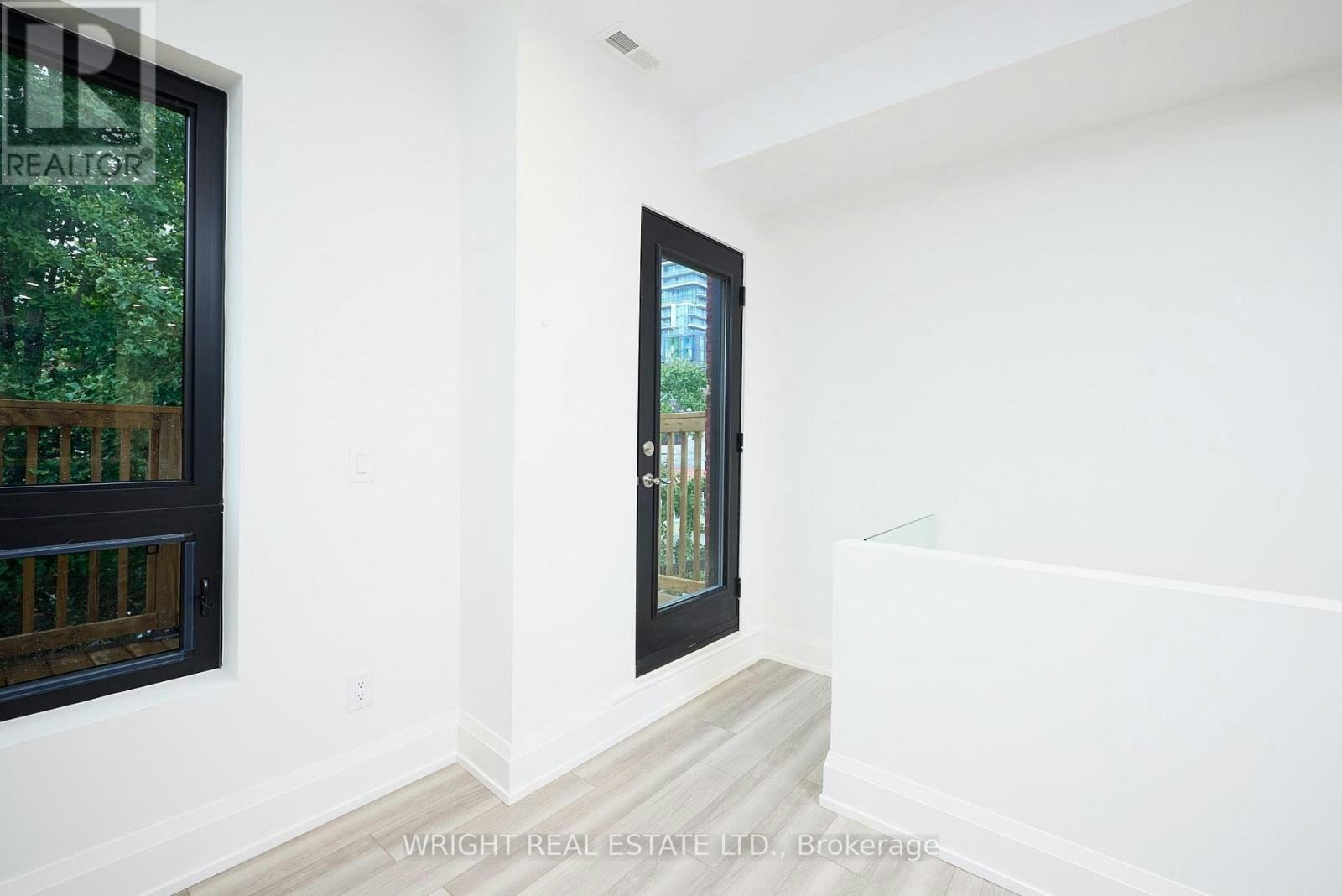 71 Oxford Street, Toronto, ON, M5T 1P2 - 8