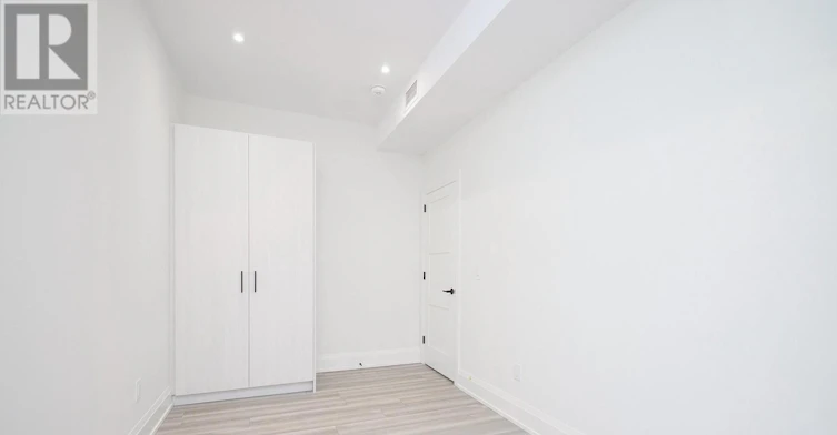 71 Oxford Street, Toronto, ON, M5T 1P2 - 16
