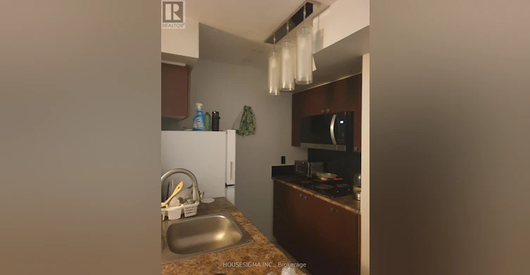 1010-200 Victoria Street, Toronto, ON, M5B 1V8 - 3