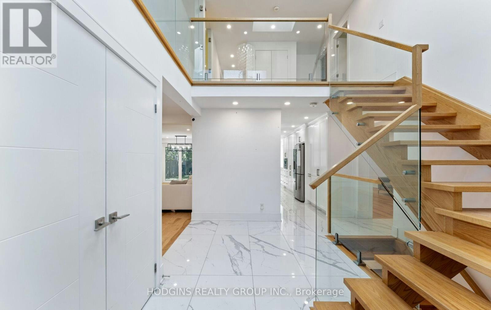 1670 Caverly Court, Mississauga, ON, L5L 3L7 - 7