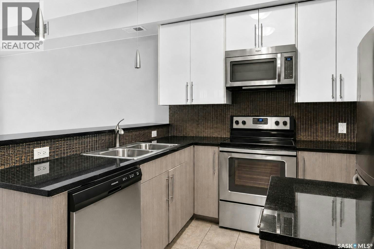 202-2255 Angus Street, Regina, SK, S4T 2A3