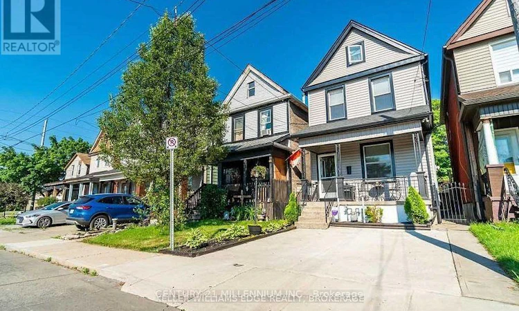 20 Dickson Avenue
