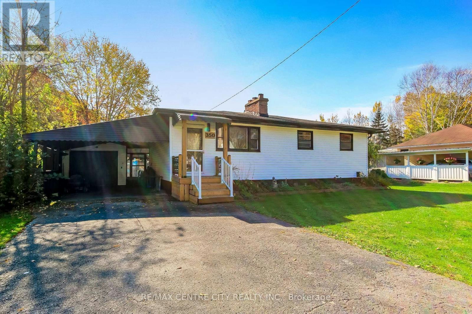 350 Warren Street, Port Stanley, ON, N5L 1B5