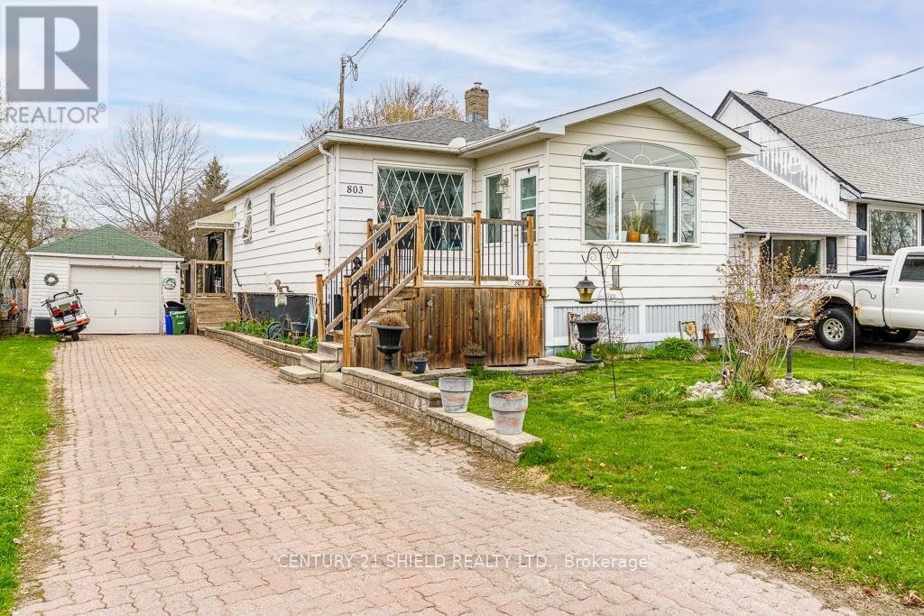 803 Leonard Avenue E, Cornwall, ON, K6J 1L5