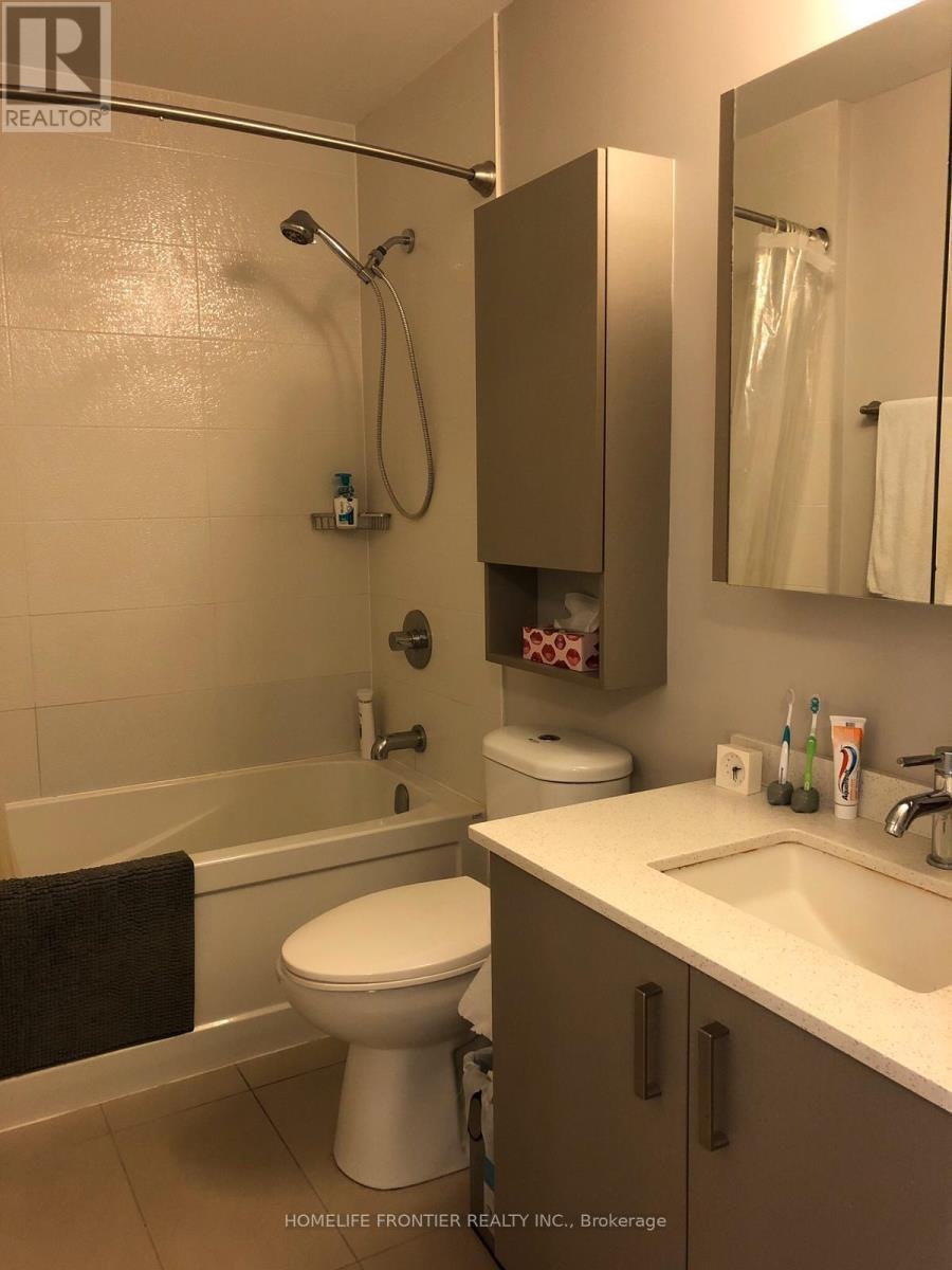 612-28 Uptown Drive, Markham, ON, L3R 5M8 - 4