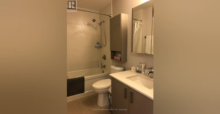 612-28 Uptown Drive, Markham, ON, L3R 5M8 - 4