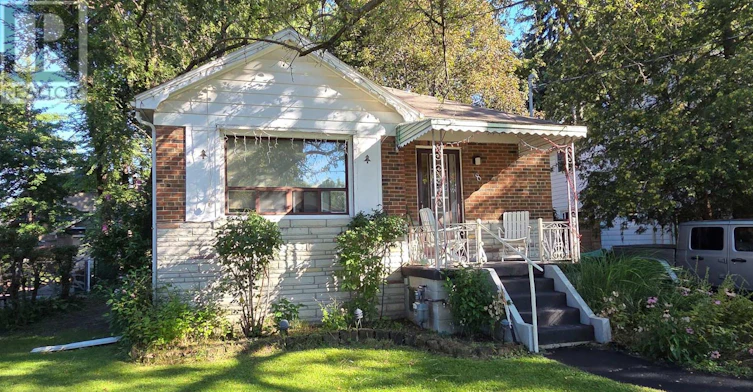 LOWER-8 Meaford Avenue, Toronto, ON, M8V 2H5