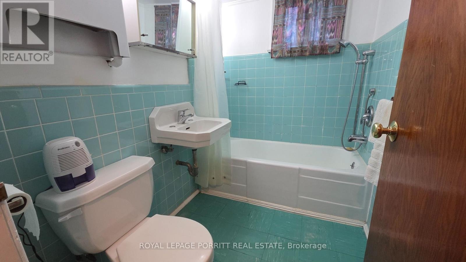 LOWER-8 Meaford Avenue, Toronto, ON, M8V 2H5 - 9