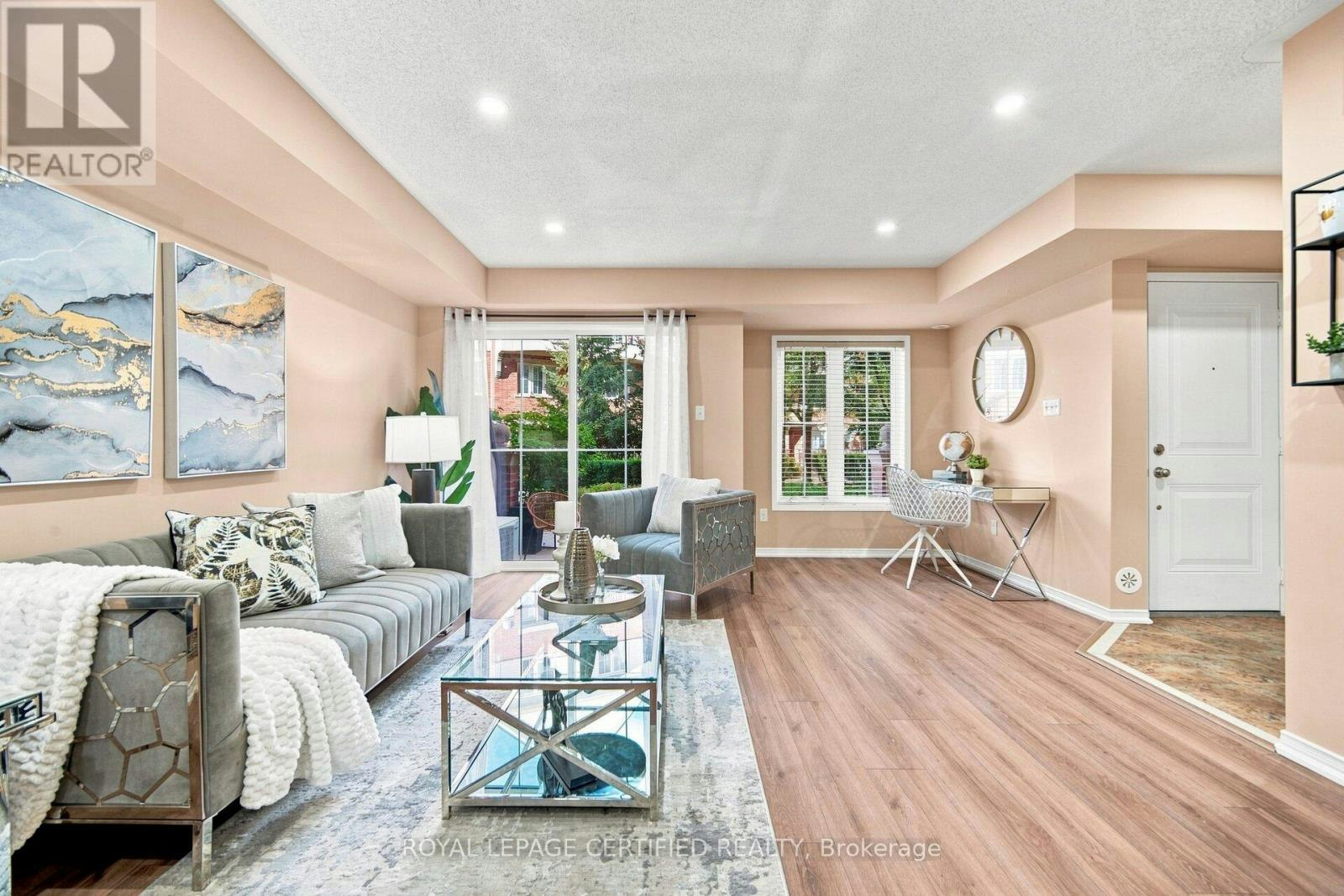 25-2551 Sixth Line, Oakville, ON, L6H 0H7