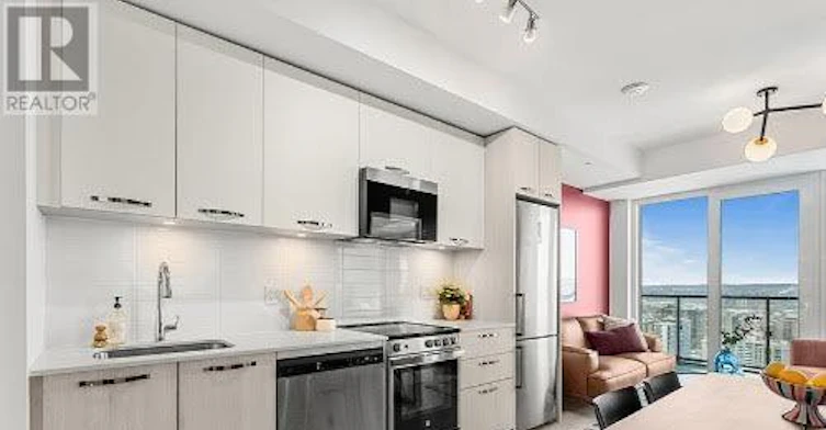 912-75 James Street S, Hamilton, ON, L8P 2Y9 - 3