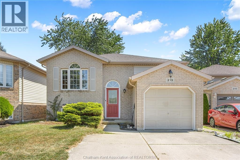 219 Greenfield Lane, Chatham-Kent, ON, N7L 5N3