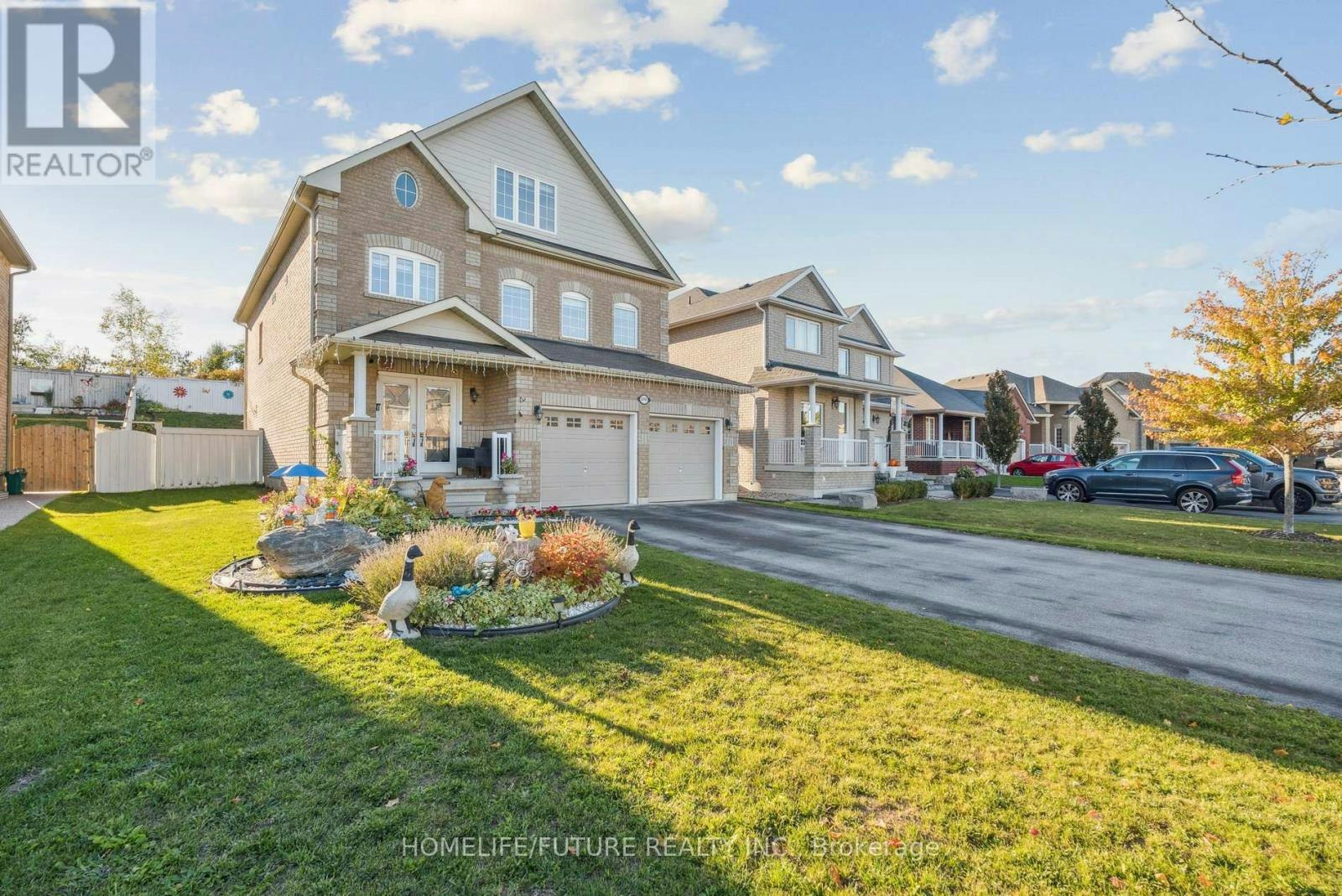 2048 Mcneil Street, Innisfil, ON, L9S 0H8