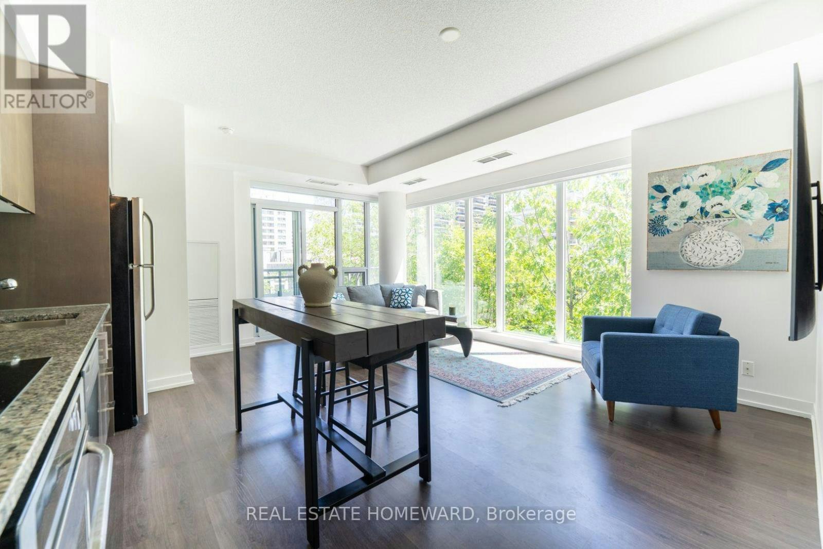 312-98 Lillian Street, Toronto, ON, M4S 0A5