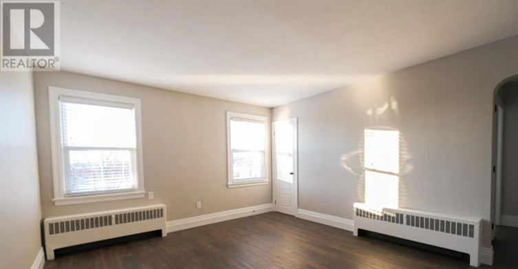 3-350 Simcoe Street N, Peterborough, ON, L1G 4T6 - 2