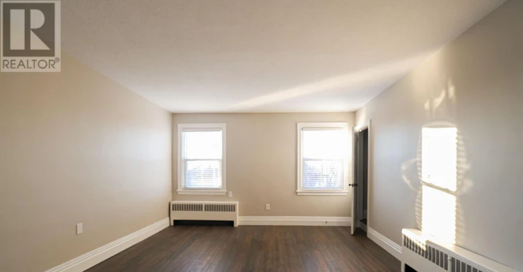 3-350 Simcoe Street N, Peterborough, ON, L1G 4T6