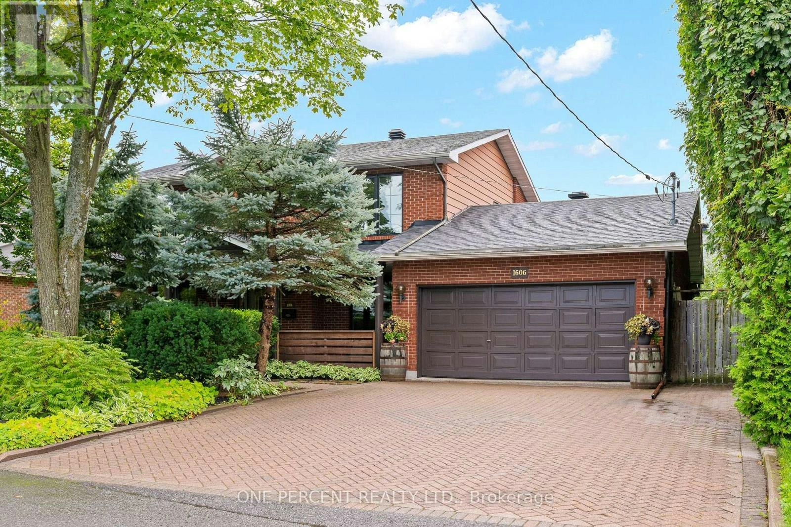 1606 Ortona Avenue, Ottawa, ON, K2C 1W5