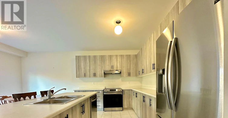 132 Cottonwood Crescent, Welland, ON, L3B 6C5 - 6