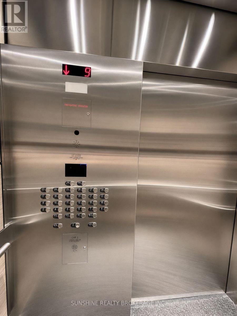 910-25 Holly Street, Toronto, ON, M4S 0E3 - 5