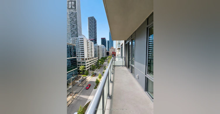 910-25 Holly Street, Toronto, ON, M4S 0E3 - 17