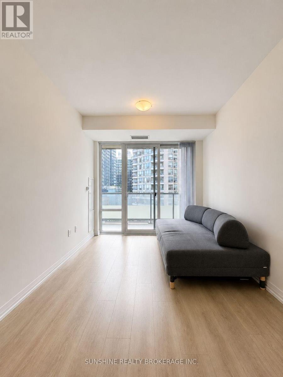 910-25 Holly Street, Toronto, ON, M4S 0E3 - 9