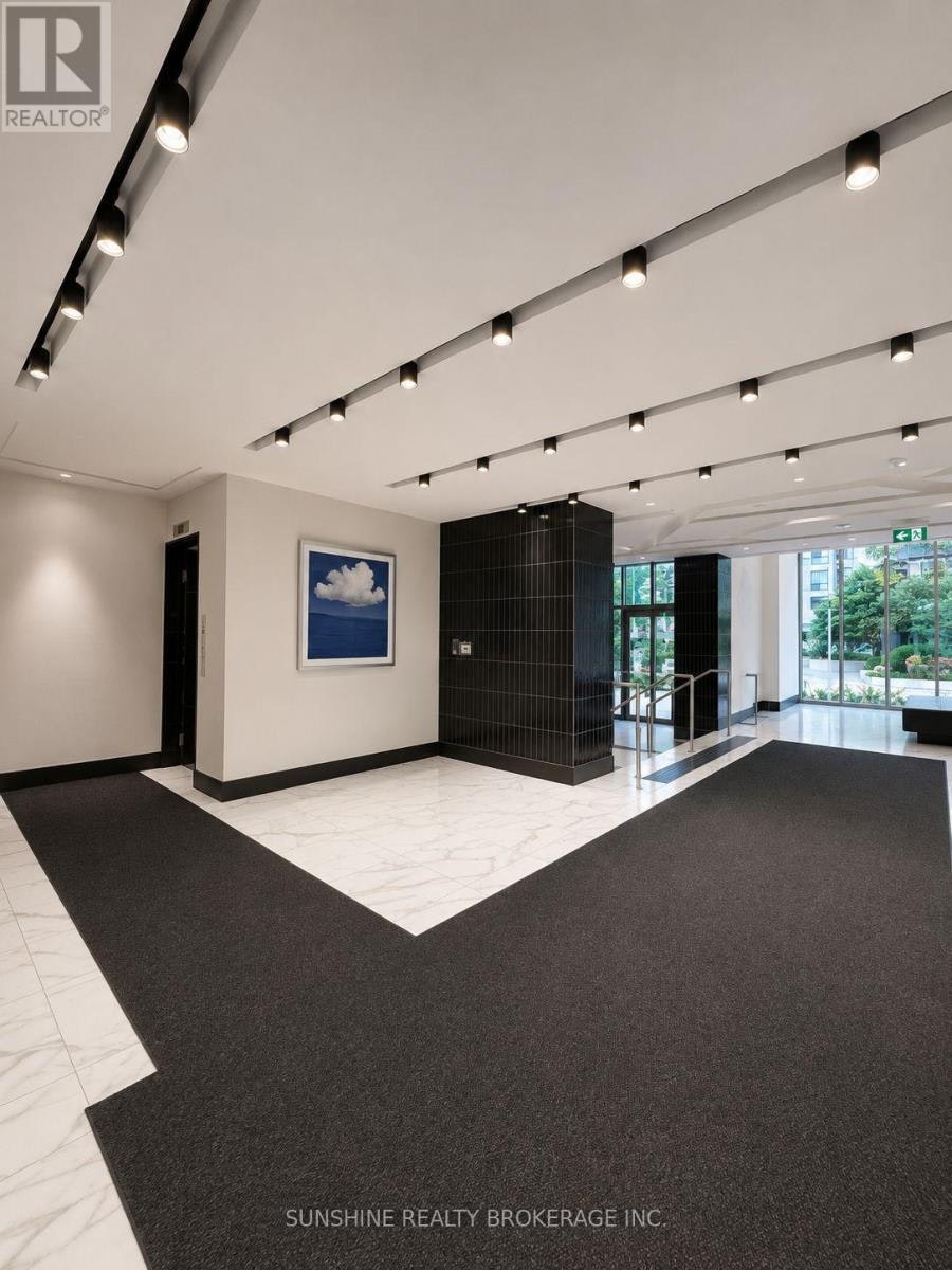 910-25 Holly Street, Toronto, ON, M4S 0E3 - 3