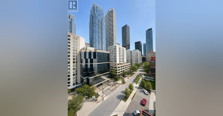 910-25 Holly Street, Toronto, ON, M4S 0E3 - 16
