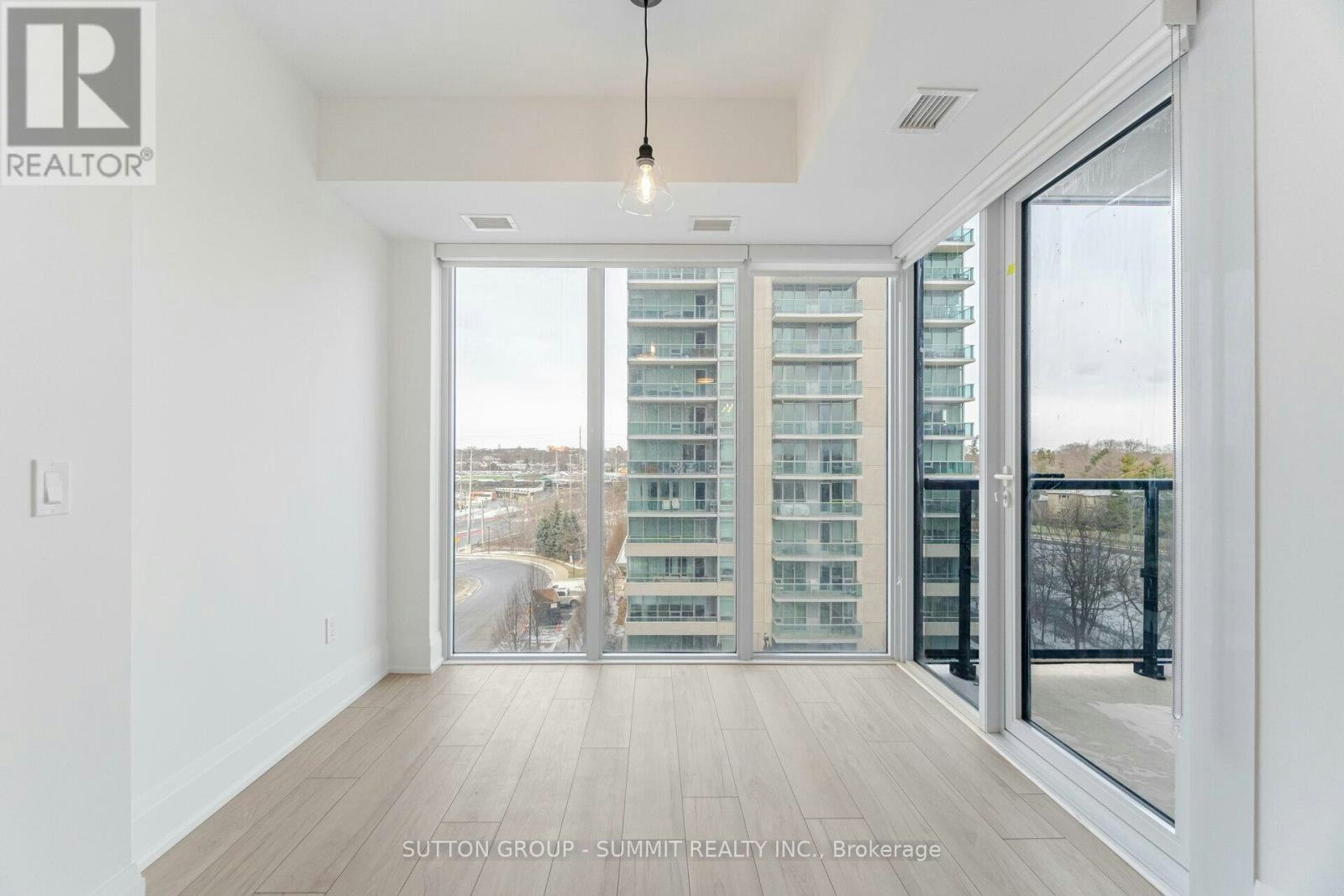 602-1035 Southdown Road, Mississauga, ON, L5J 0A2 - 7