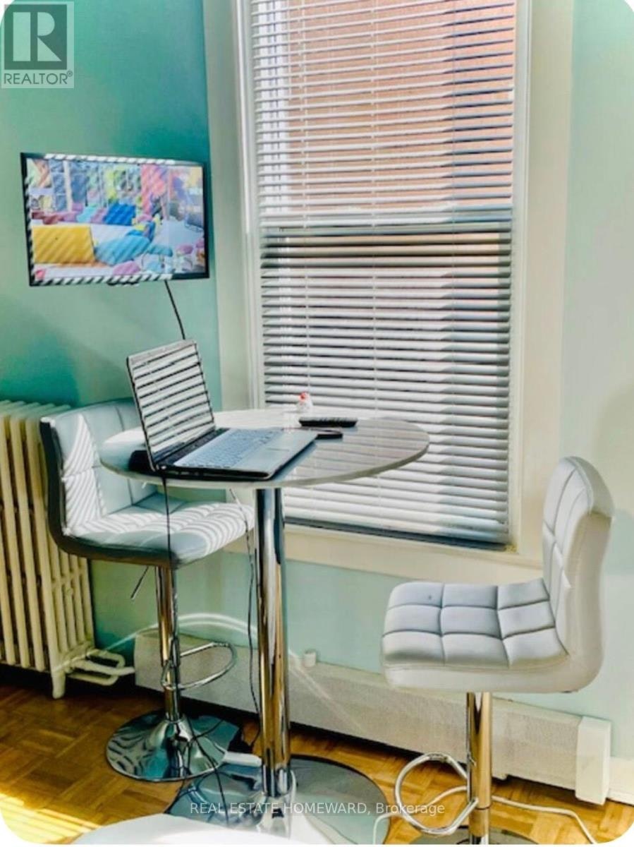B2-426 Markham Street, Toronto, ON, M6G 2L2 - 11