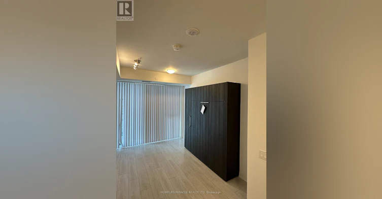 2302-400 King Street, Toronto, ON, M5V 1K2 - 4