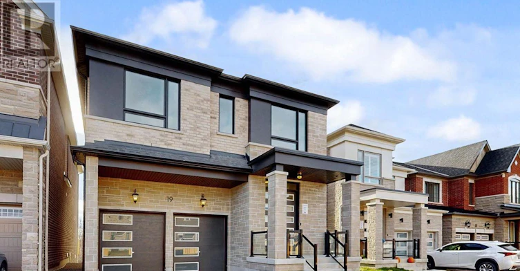 19 Spring Oak Crescent, Markham, ON, L6C 1L2 - 2