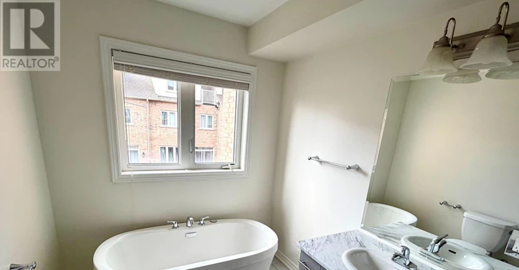 32 Bayonne Drive, Hamilton, ON, L8J 0L2 - 13