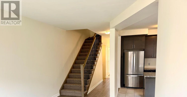 32 Bayonne Drive, Hamilton, ON, L8J 0L2 - 8