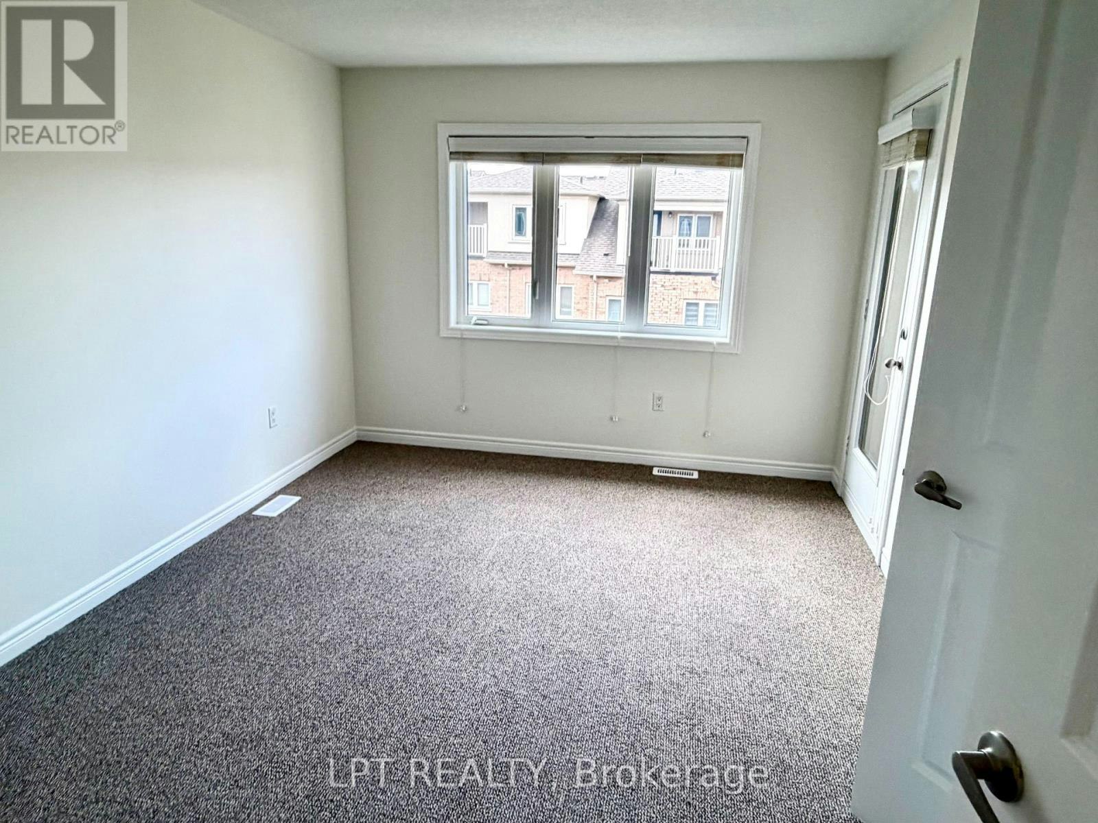 32 Bayonne Drive, Hamilton, ON, L8J 0L2 - 16