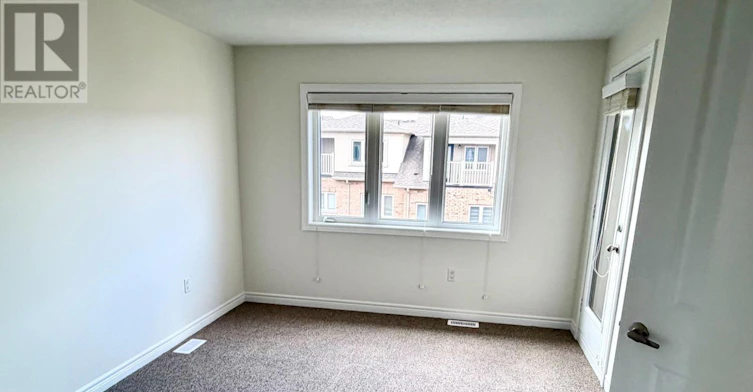 32 Bayonne Drive, Hamilton, ON, L8J 0L2 - 16