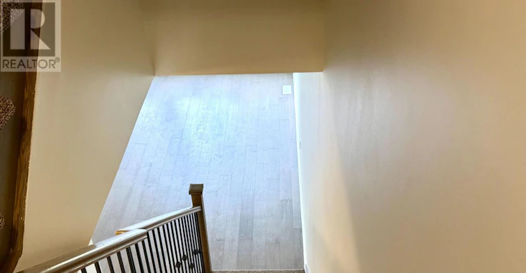 32 Bayonne Drive, Hamilton, ON, L8J 0L2 - 9