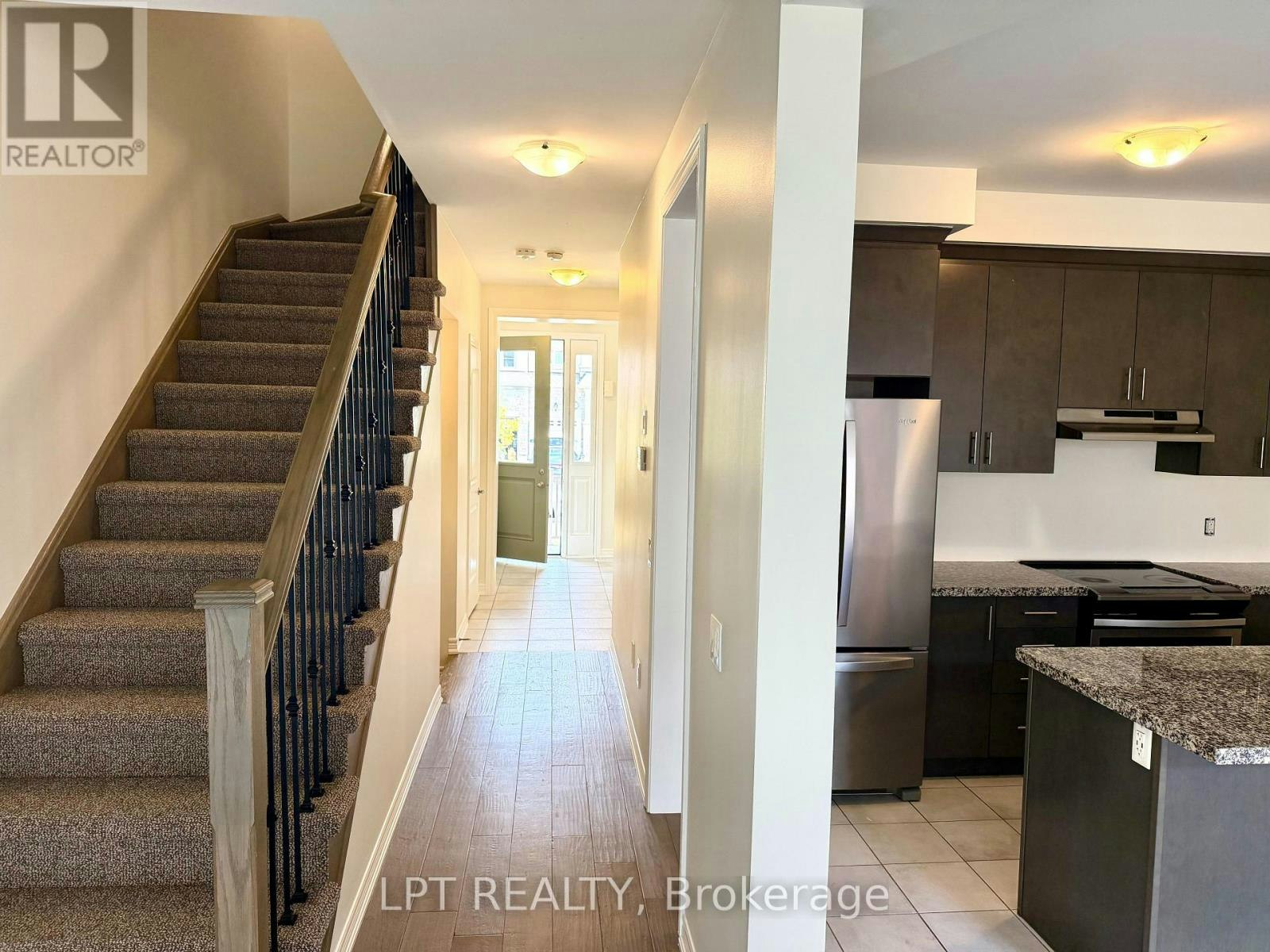 32 Bayonne Drive, Hamilton, ON, L8J 0L2 - 4