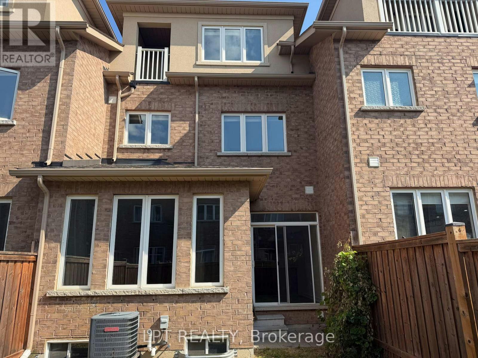 32 Bayonne Drive, Hamilton, ON, L8J 0L2 - 22