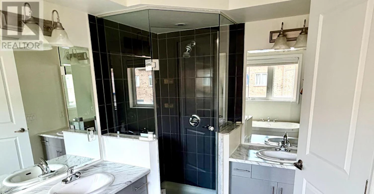 32 Bayonne Drive, Hamilton, ON, L8J 0L2 - 14