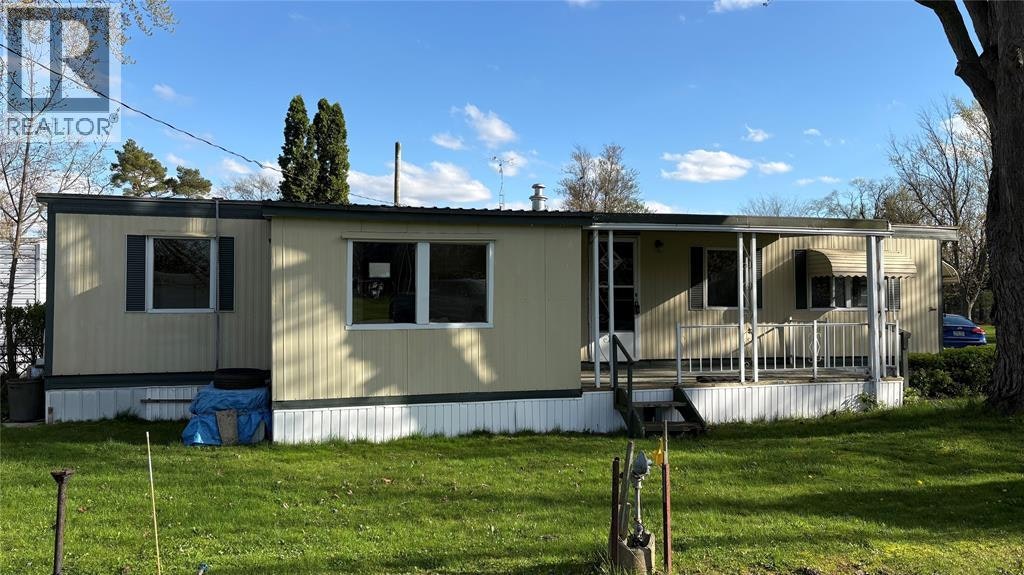 5-1940 London Line, Sarnia, ON, N7W 1B3